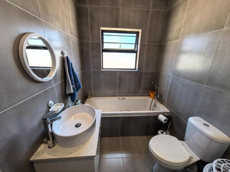 3 Bedroom Property for Sale in Laaiplek Western Cape